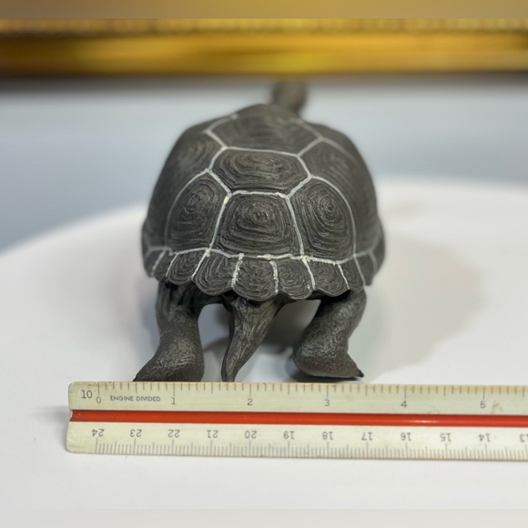 Safari Ltd. Incredible Creatures Tortoise 🐢 
Handsome Rubberized likenesss. Fun! - Picture 7 of 11
